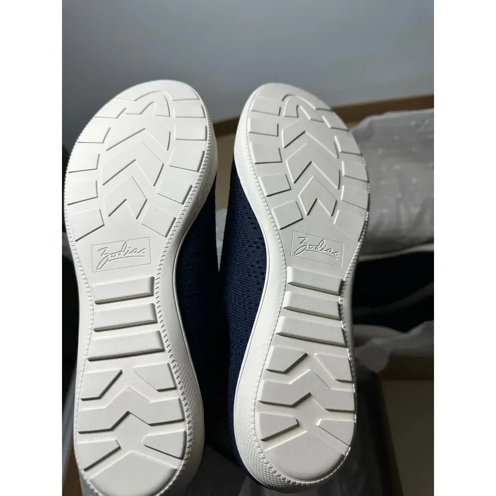 3 New NWT women zodiac 10 M Navy Blue classic fabric canvas walk flat walk shoes